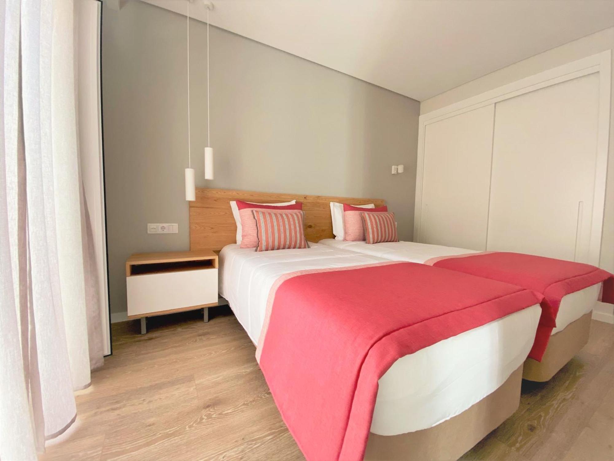 פארו Cardeal Suites & Apartments חדר תמונה