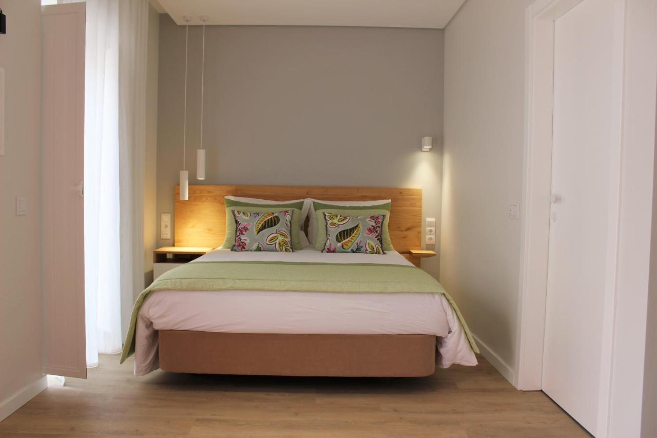 פארו Cardeal Suites & Apartments מראה חיצוני תמונה