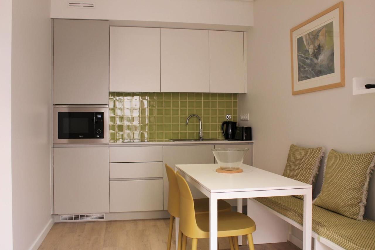 פארו Cardeal Suites & Apartments מראה חיצוני תמונה