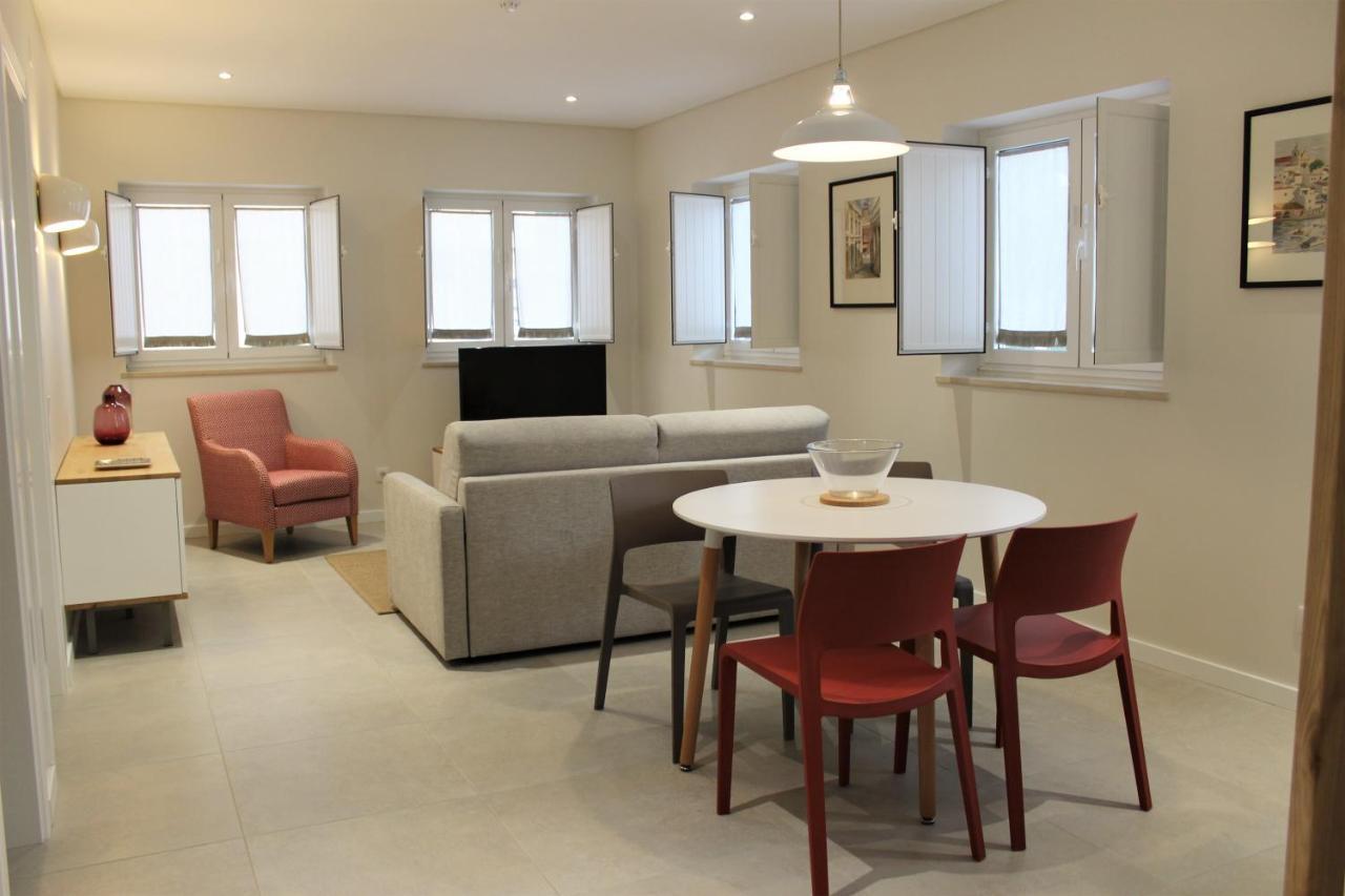 פארו Cardeal Suites & Apartments מראה חיצוני תמונה